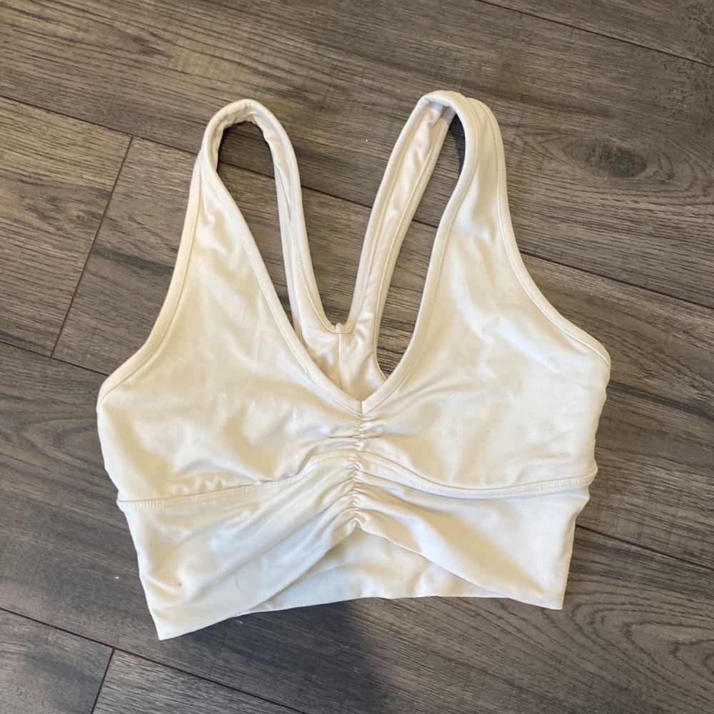 alo sports bra